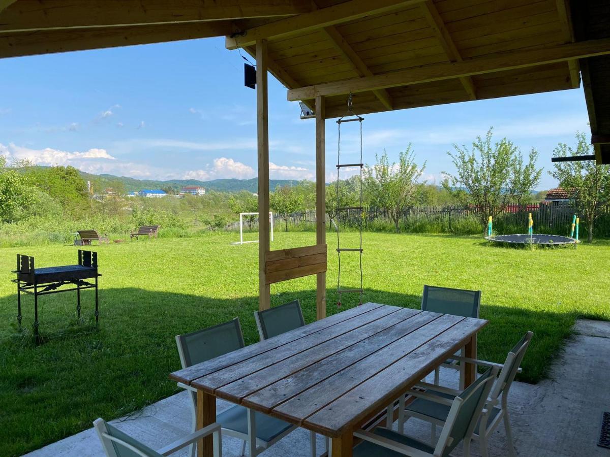 La Livada Valea Danului Exterior foto